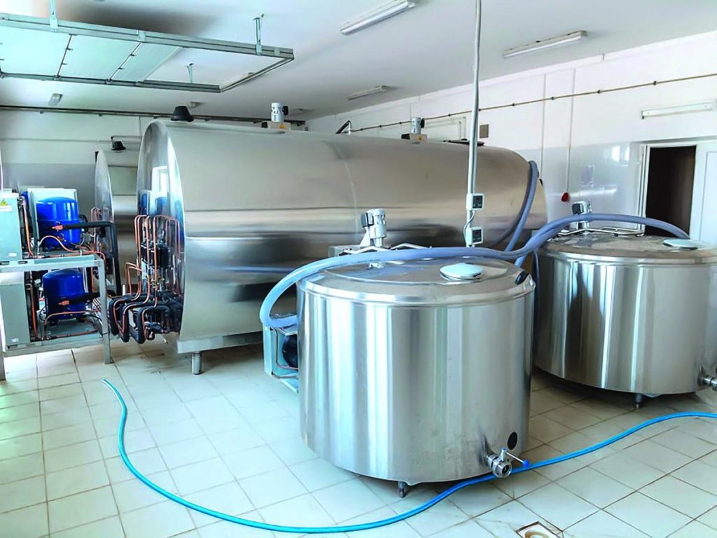 Современное оборудование для эффективного производства молока