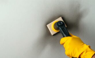 Чистые стены после пожара: как проводится очистка копоти со стен -клининг и что важно знать